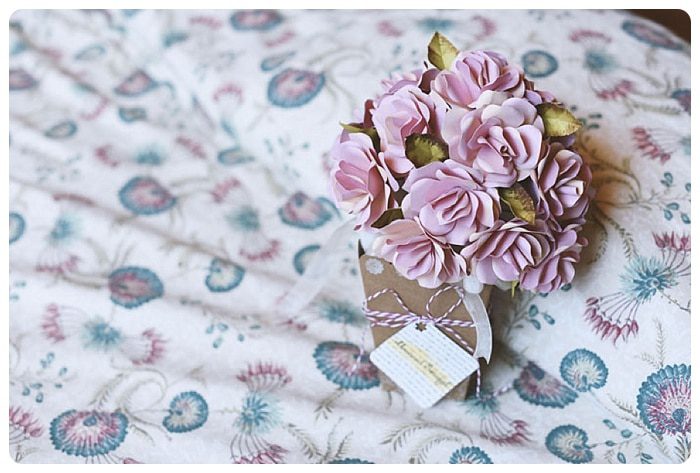 bouquet con fiori di carta