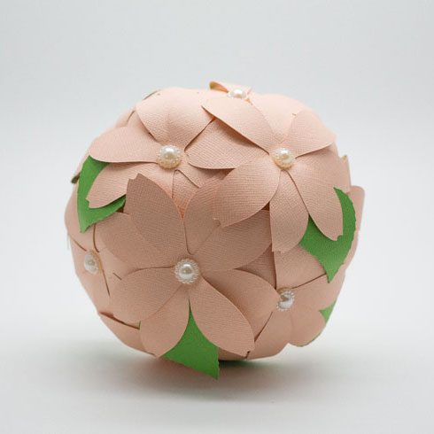 Bouquet-rosa-cipria-di-carta-