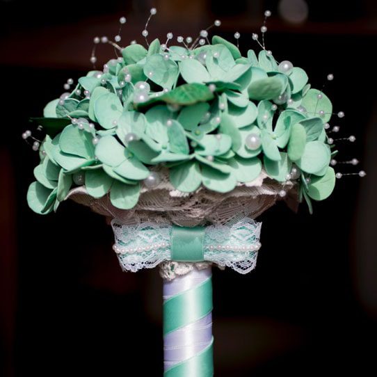 Bouquet verde Tiffany e bianco per nozze d'argento