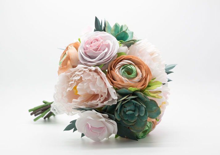 bouquet-sposa-con-ranuncoli