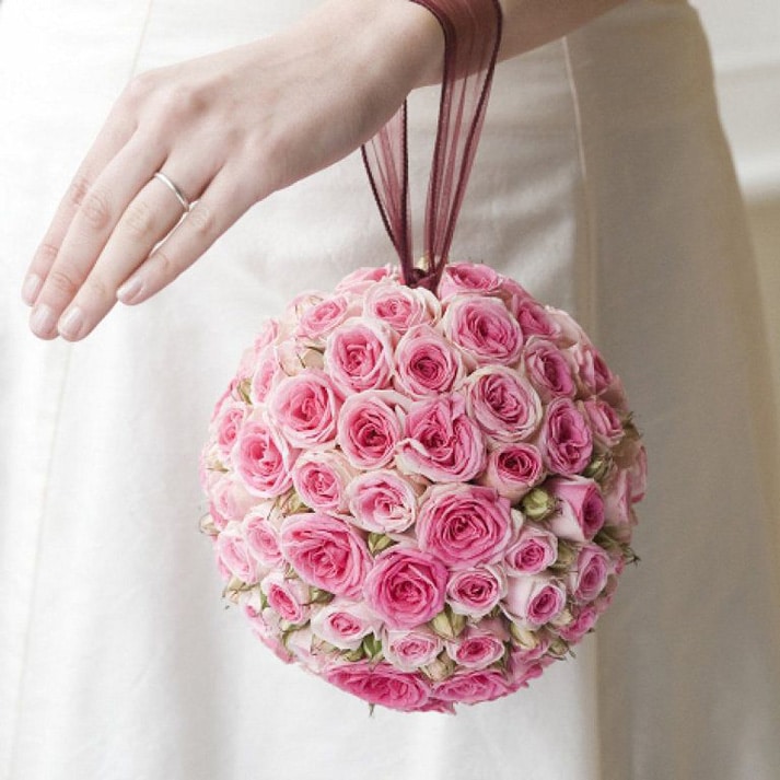 bouquet-da-sposa-a-palla