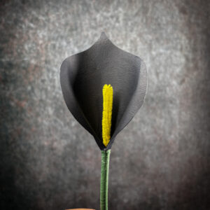 fiore di carta calla nera-4