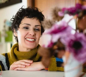 Foto di Jessica Ciaffarini che realizza Fiori-Alternativi, composizioni floreali, bouquet da sposa ecosostenibili.